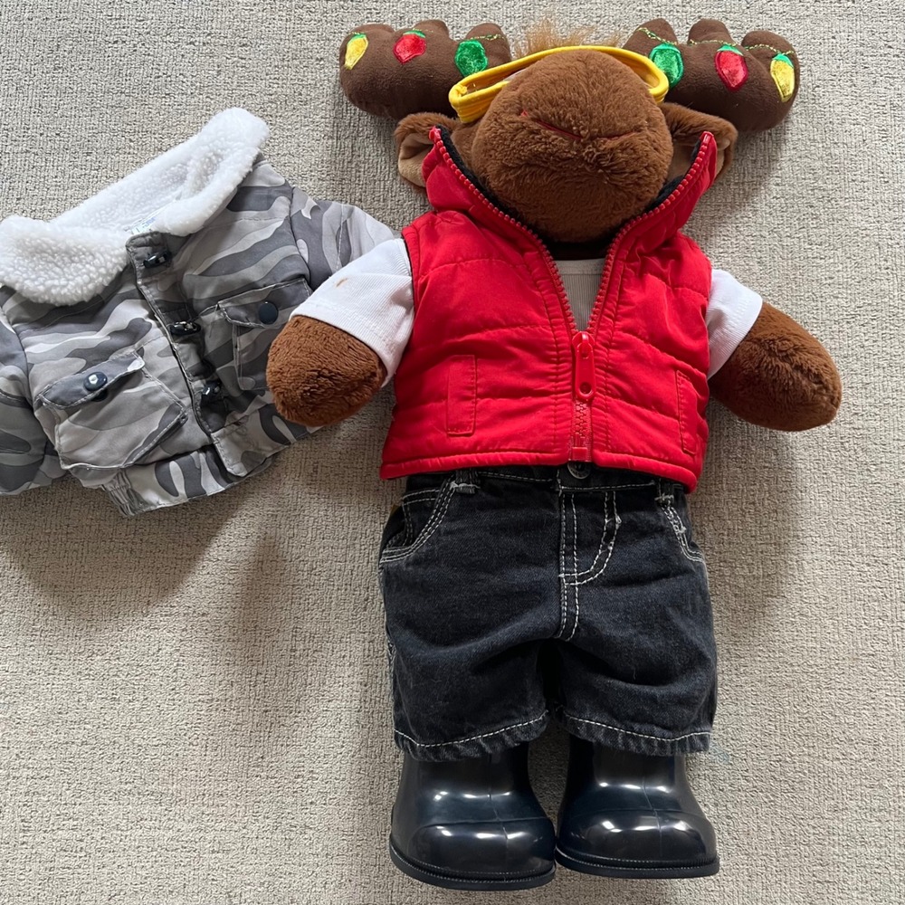 Build-A-Bear Christmas Reindeer Plush with Clothes Goggles Boots Camo Jacket